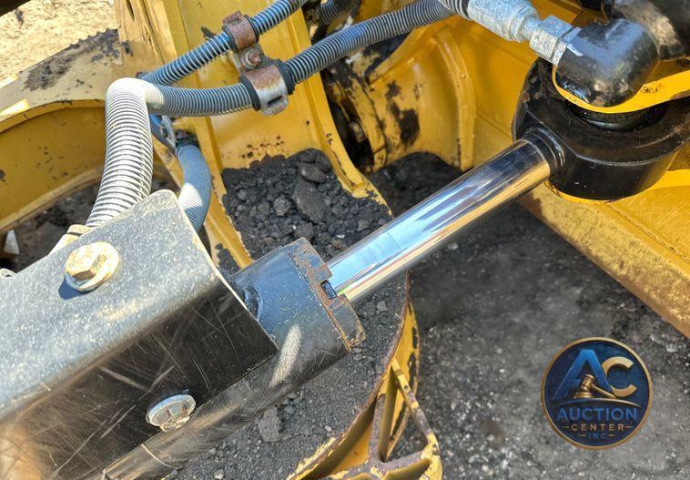 2016 Caterpillar D6K2 LGP dozer