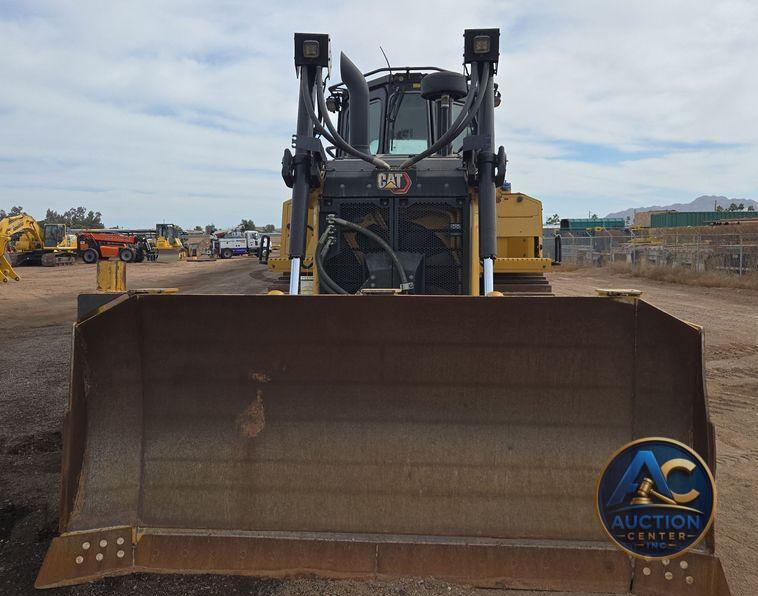 2020 Caterpillar D6 dozer