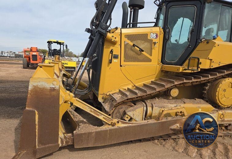 2020 Caterpillar D6 dozer