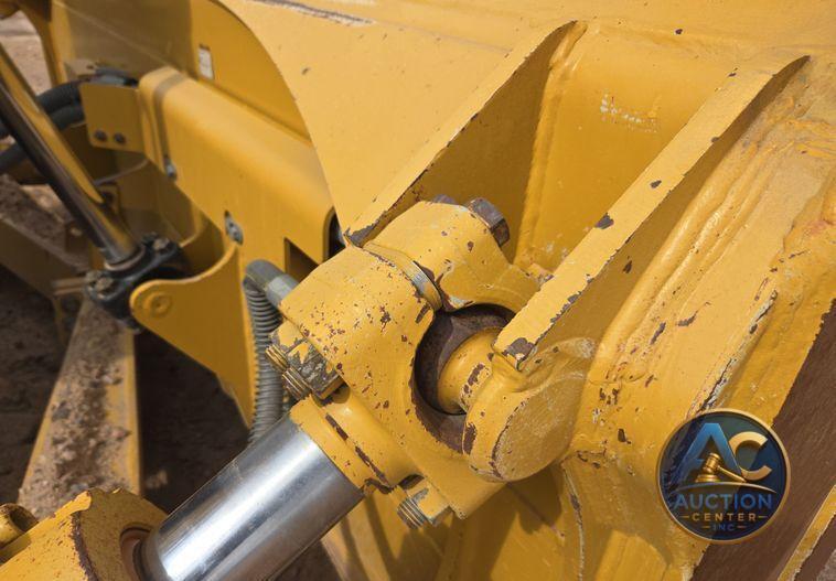 2020 Caterpillar D6 dozer