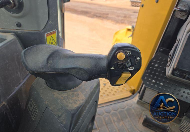 2020 Caterpillar D6 dozer
