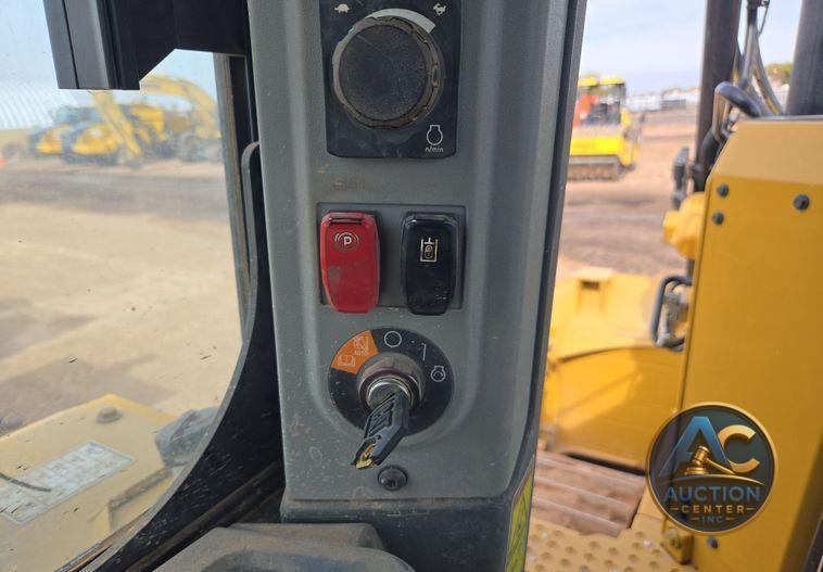 2020 Caterpillar D6 dozer