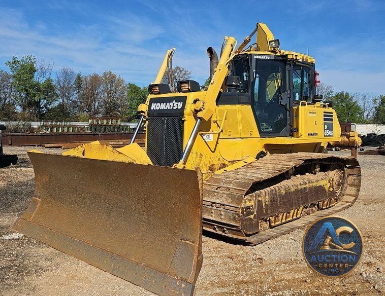 2018 Komatsu  D65PXI-18 dozer