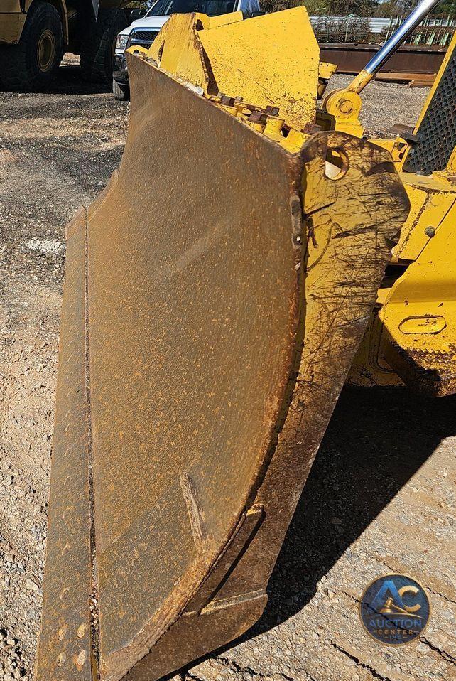 2018 Komatsu  D65PXI-18 dozer