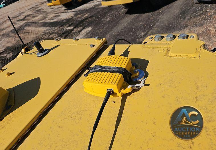 2018 Komatsu  D65PXI-18 dozer