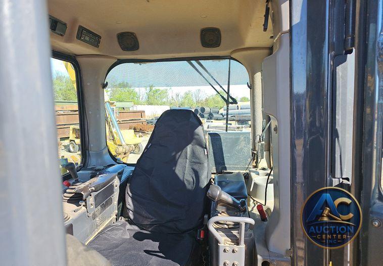 2018 Komatsu  D65PXI-18 dozer