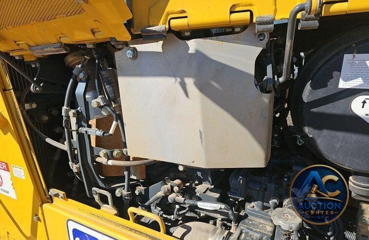 2018 Komatsu  D65PXI-18 dozer