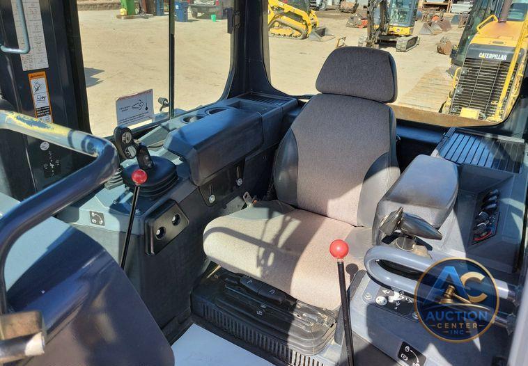 2018 John Deere 700K LGP dozer