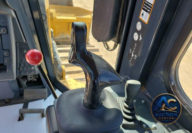2018 John Deere 700K LGP dozer