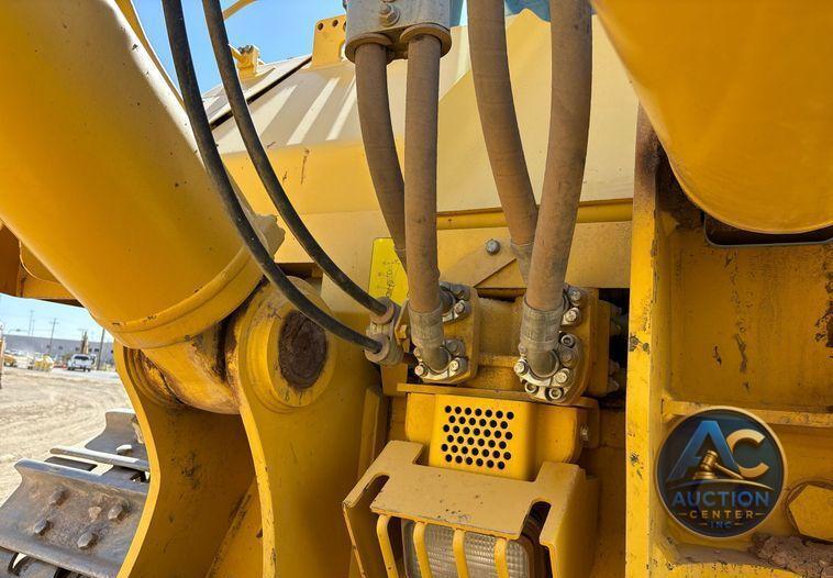 2015 Komatsu D155AX-8 dozer