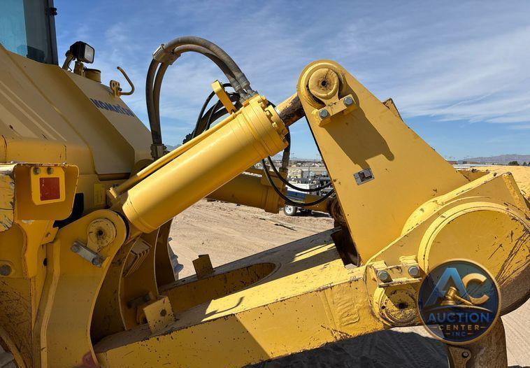 2015 Komatsu D155AX-8 dozer