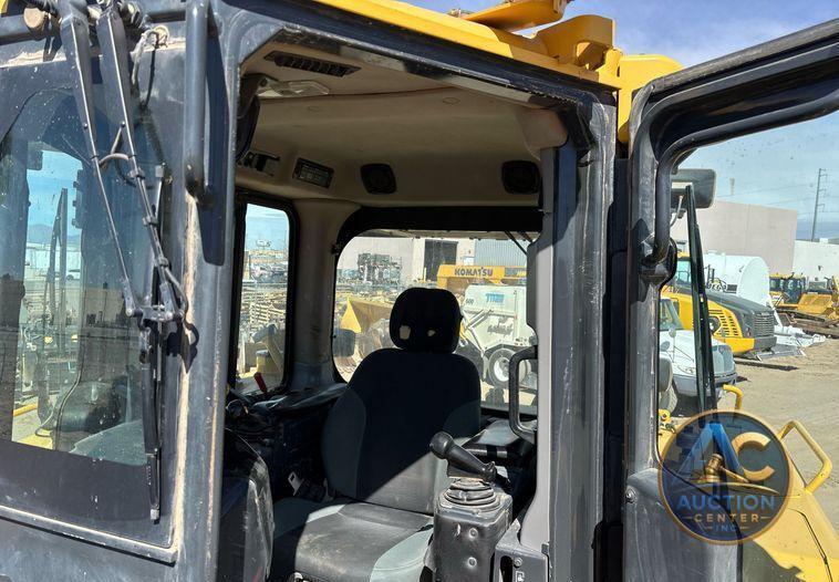 2015 Komatsu D155AX-8 dozer
