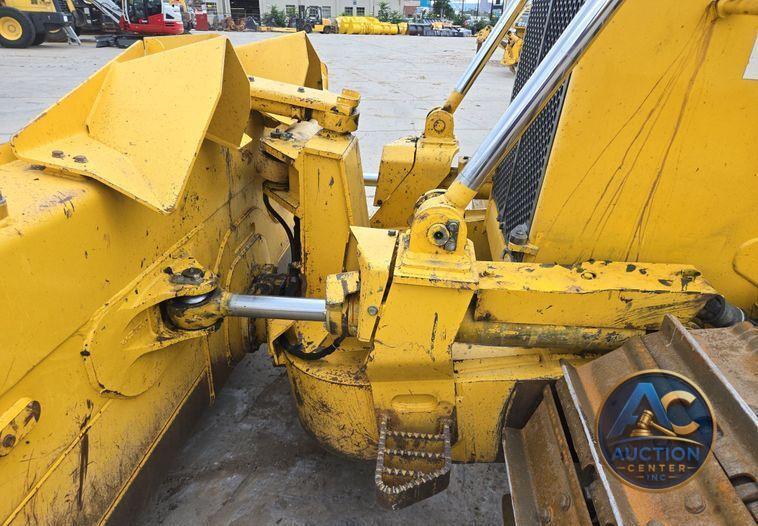 2019 Komatsu D65PXI-18 dozer