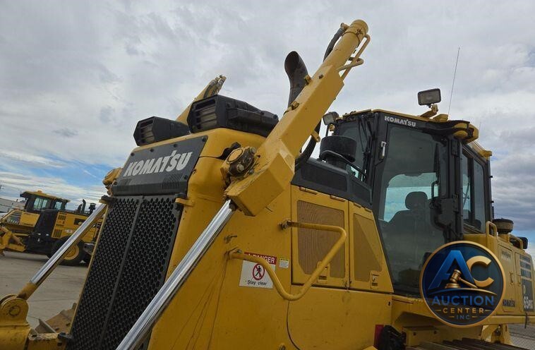 2019 Komatsu D65PXI-18 dozer