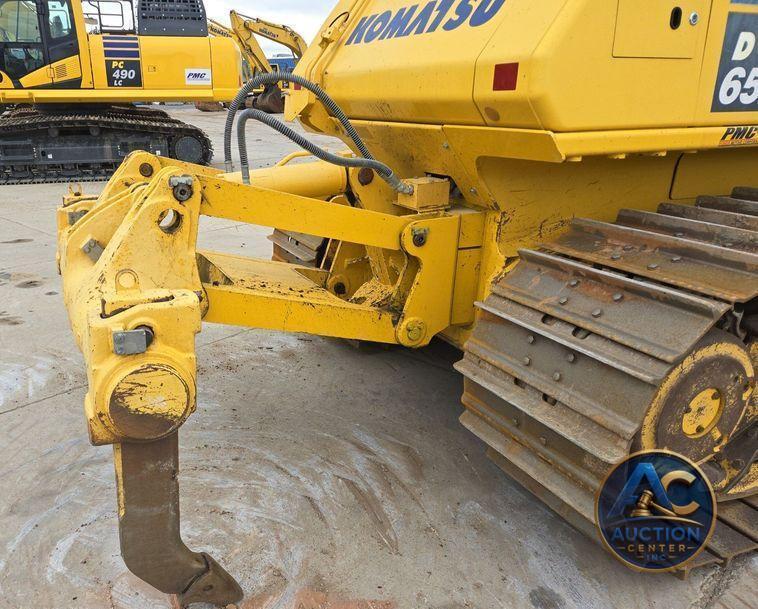 2019 Komatsu D65PXI-18 dozer