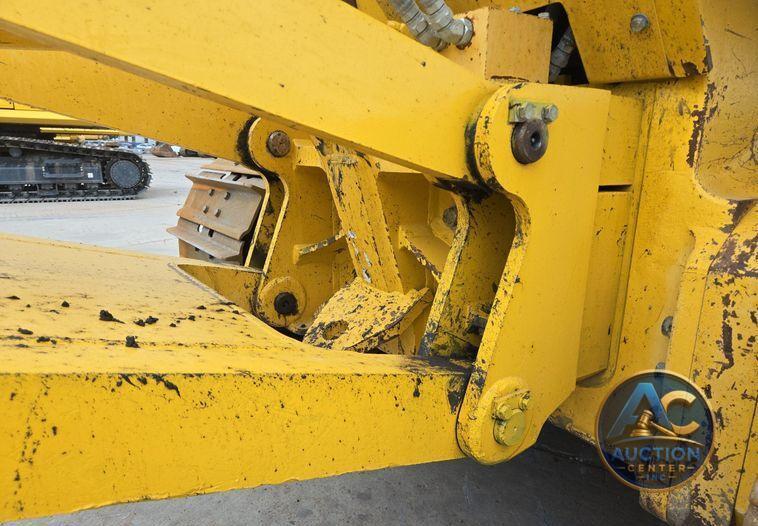 2019 Komatsu D65PXI-18 dozer