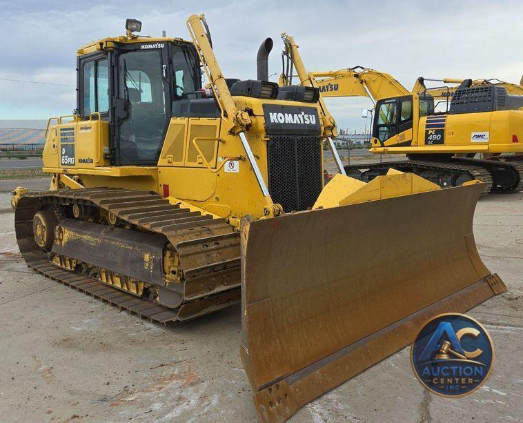 2019 Komatsu D65PXI-18 dozer