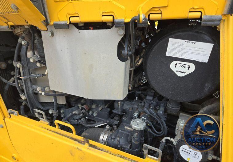 2019 Komatsu D65PXI-18 dozer