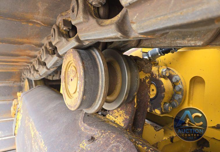 2019 Komatsu D65PXI-18 dozer