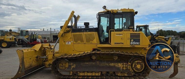 2019 Komatsu D65PXI-18 dozer