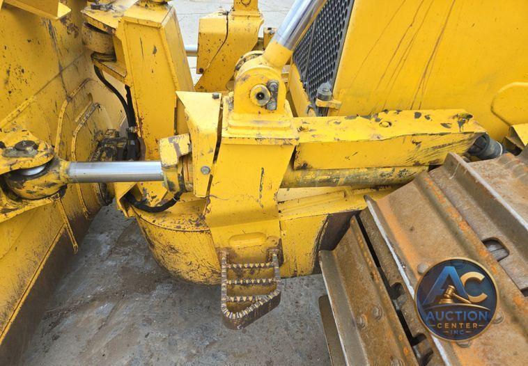 2019 Komatsu D65PXI-18 dozer