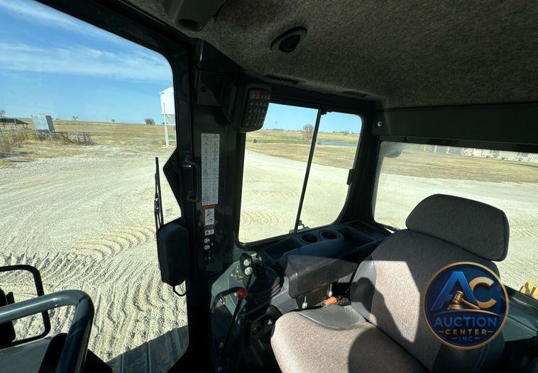 2018 John Deere 650K LGP dozer