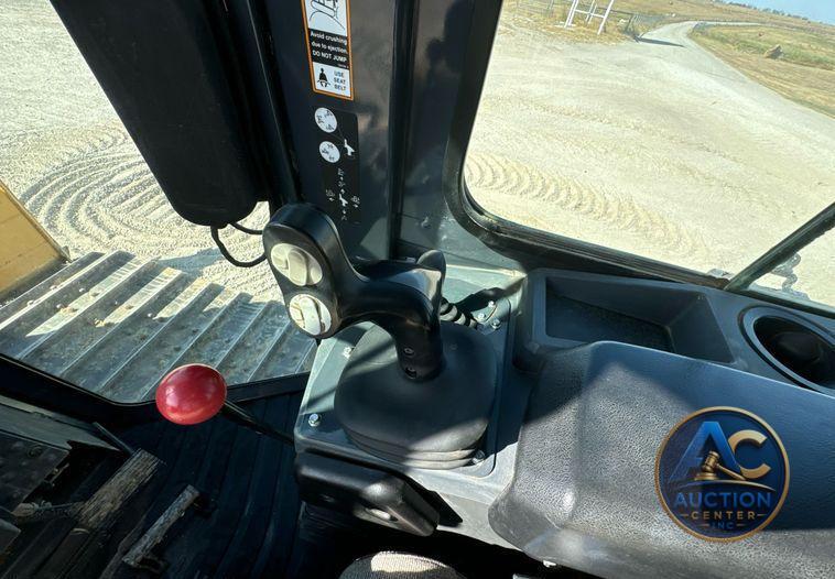 2018 John Deere 650K LGP dozer