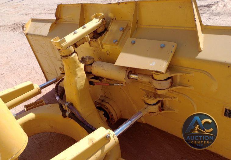 2023 Komatsu D39EX-24 dozer
