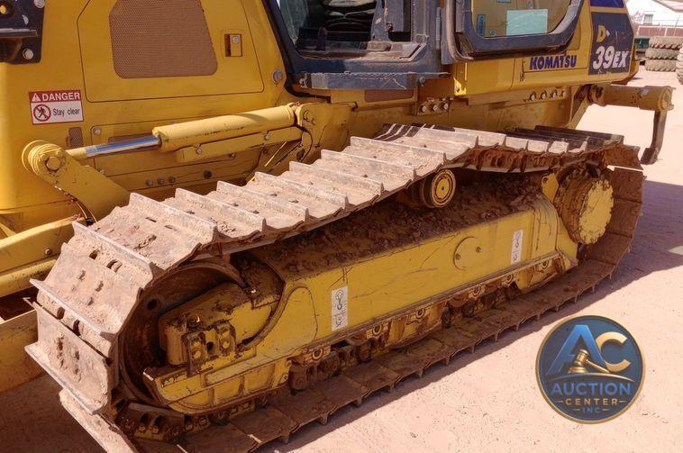 2023 Komatsu D39EX-24 dozer