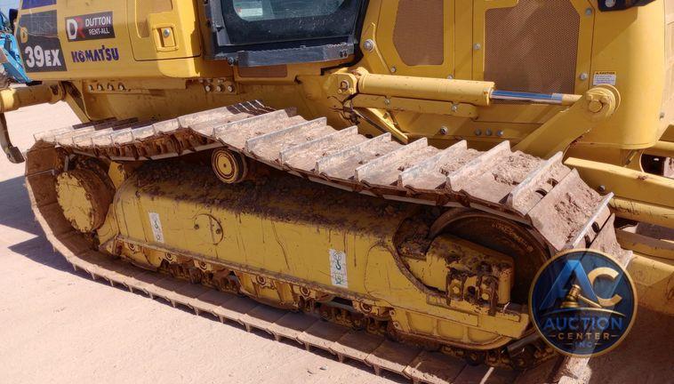 2023 Komatsu D39EX-24 dozer