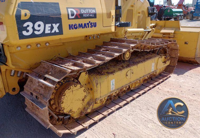 2023 Komatsu D39EX-24 dozer