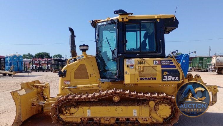 2023 Komatsu D39EX-24 dozer