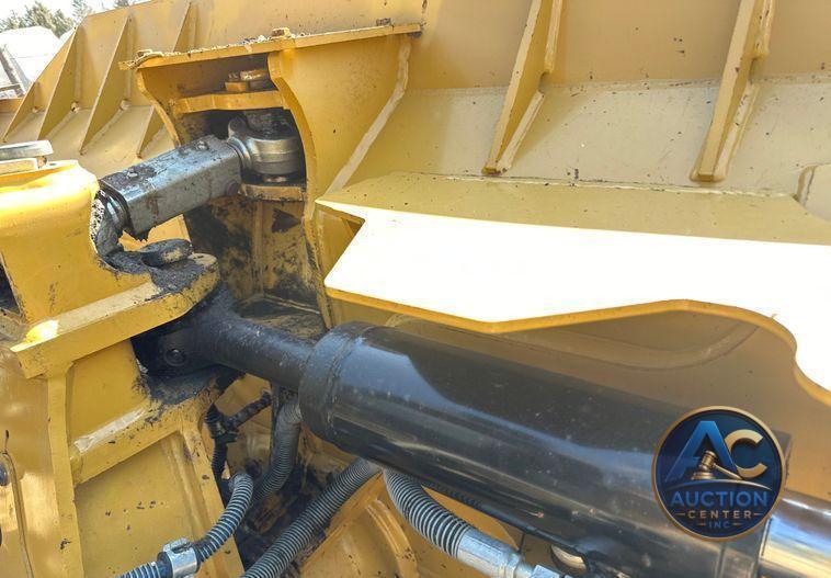 2016 Caterpillar D6K2 LGP dozer