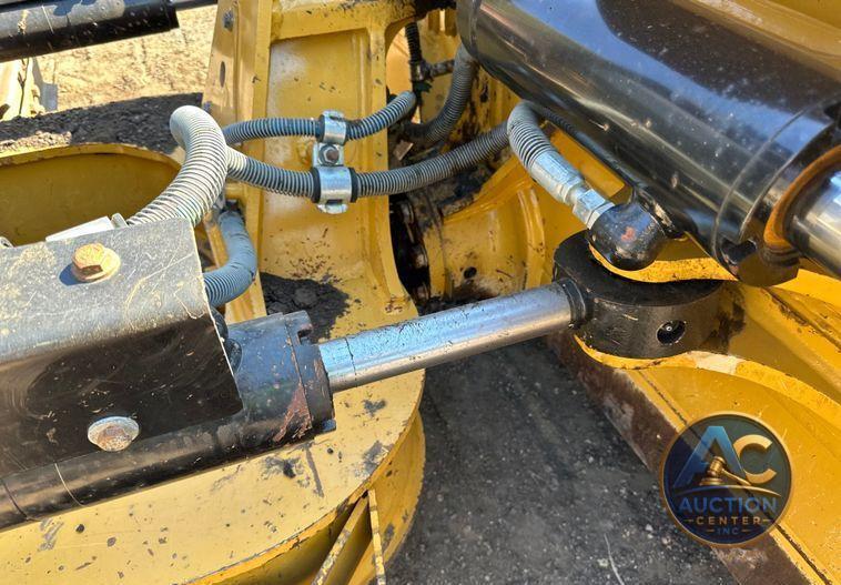 2016 Caterpillar D6K2 LGP dozer