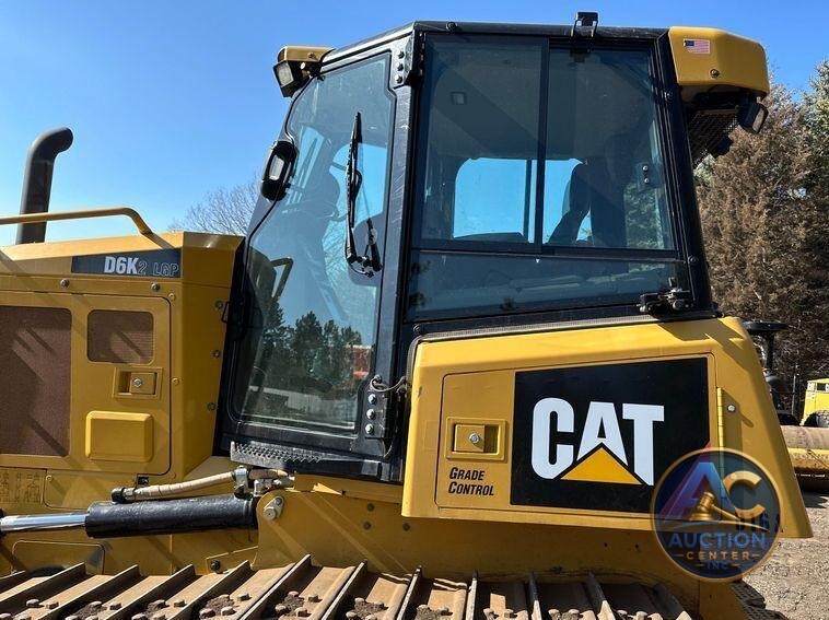 2016 Caterpillar D6K2 LGP dozer
