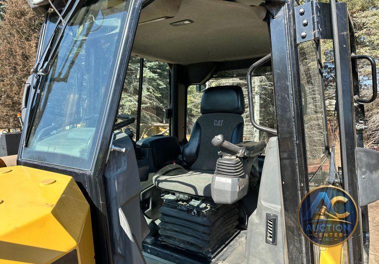 2016 Caterpillar D6K2 LGP dozer