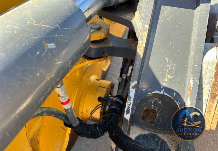 2018 John Deere 750K LGP  dozer