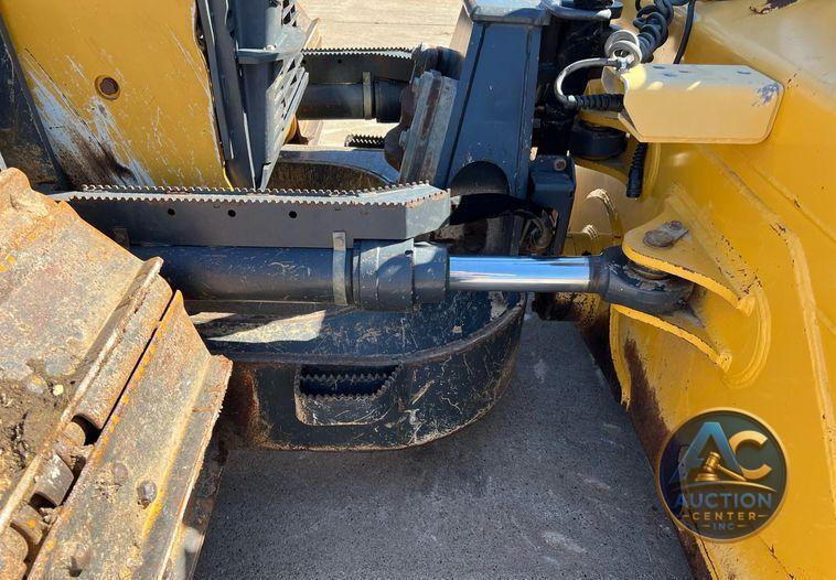 2018 John Deere 750K LGP  dozer