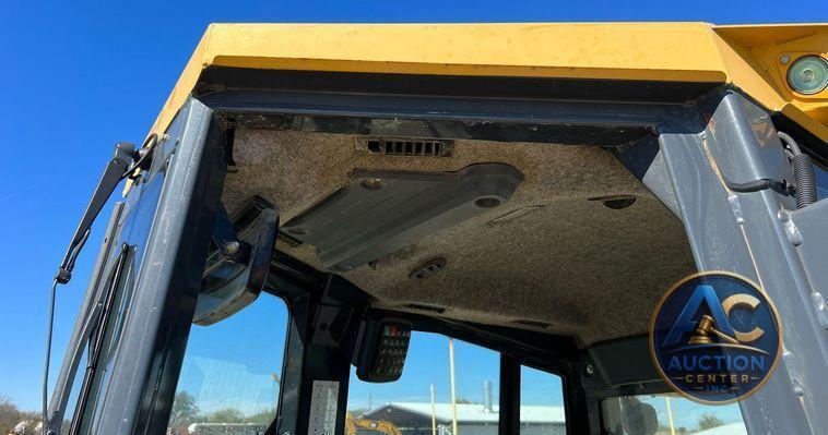 2018 John Deere 750K LGP  dozer