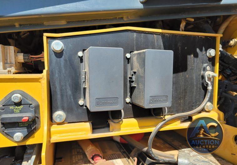 2016 John Deere 550K XLT  dozer