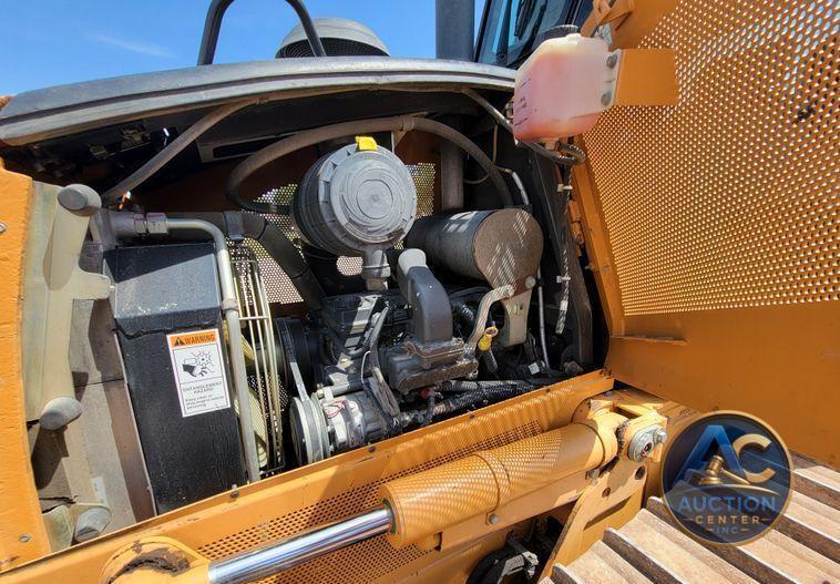 2017 Case 650L LGP  dozer