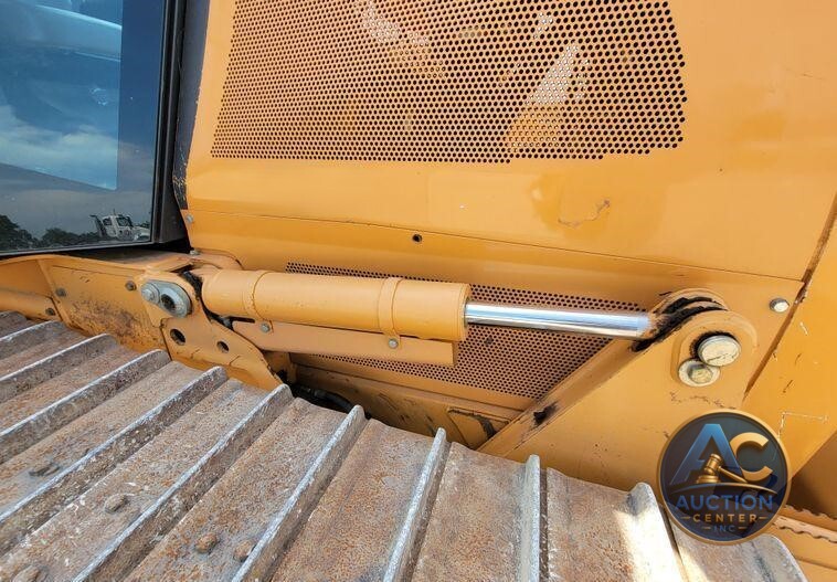 2017 Case 650L LGP  dozer