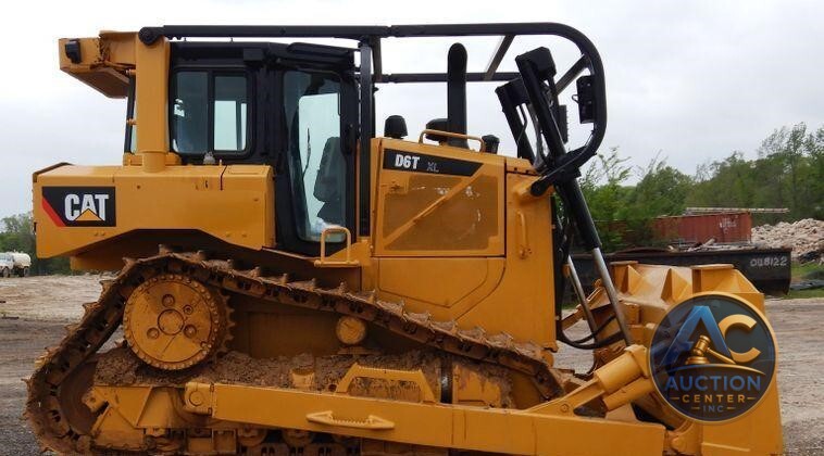 2014 Caterpillar D6T XL  dozer