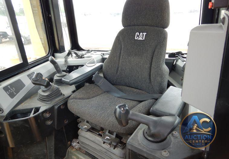 2014 Caterpillar D6T XL  dozer