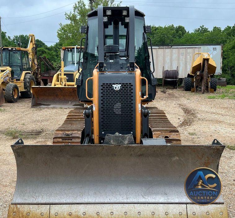2020 Case 650M LT  dozer
