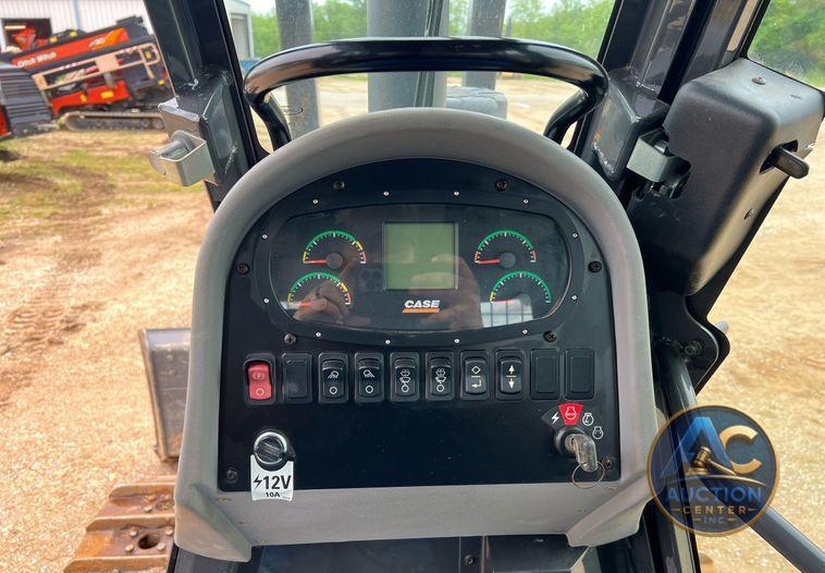 2020 Case 650M LT  dozer