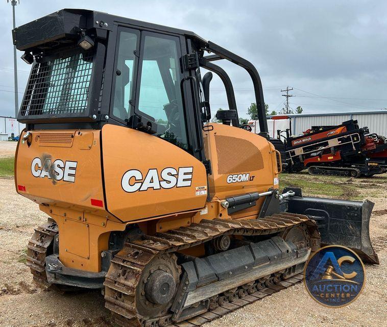 2020 Case 650M LT  dozer