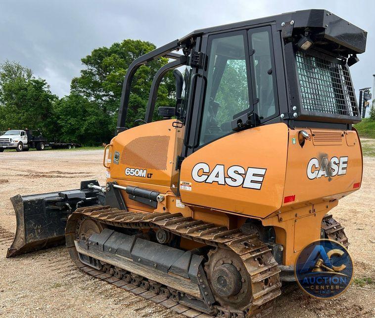 2020 Case 650M LT  dozer