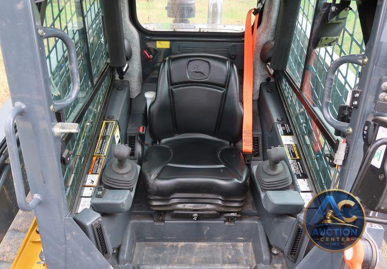 2018 John Deere 333G skid steer