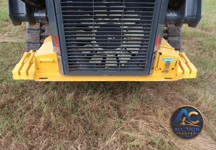 2018 John Deere 333G skid steer